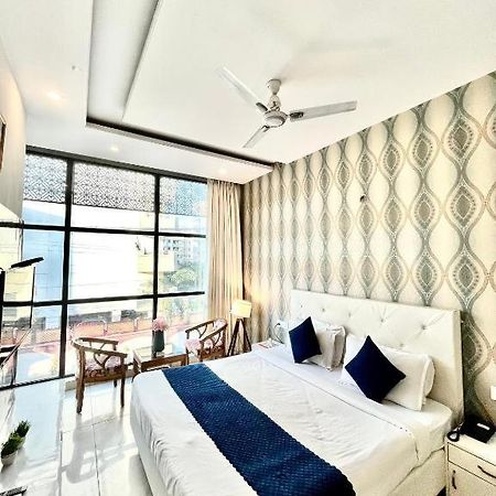 Hotel Hollywood Zirakpur Εξωτερικό φωτογραφία