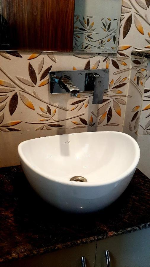 Hotel Hollywood Zirakpur Εξωτερικό φωτογραφία