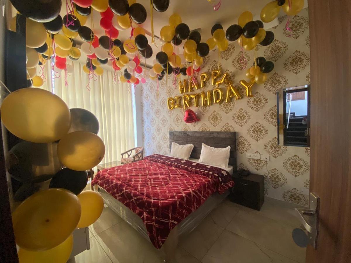 Hotel Hollywood Zirakpur Εξωτερικό φωτογραφία