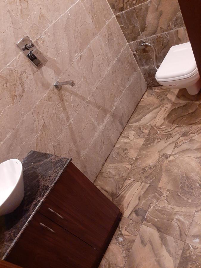 Hotel Hollywood Zirakpur Εξωτερικό φωτογραφία