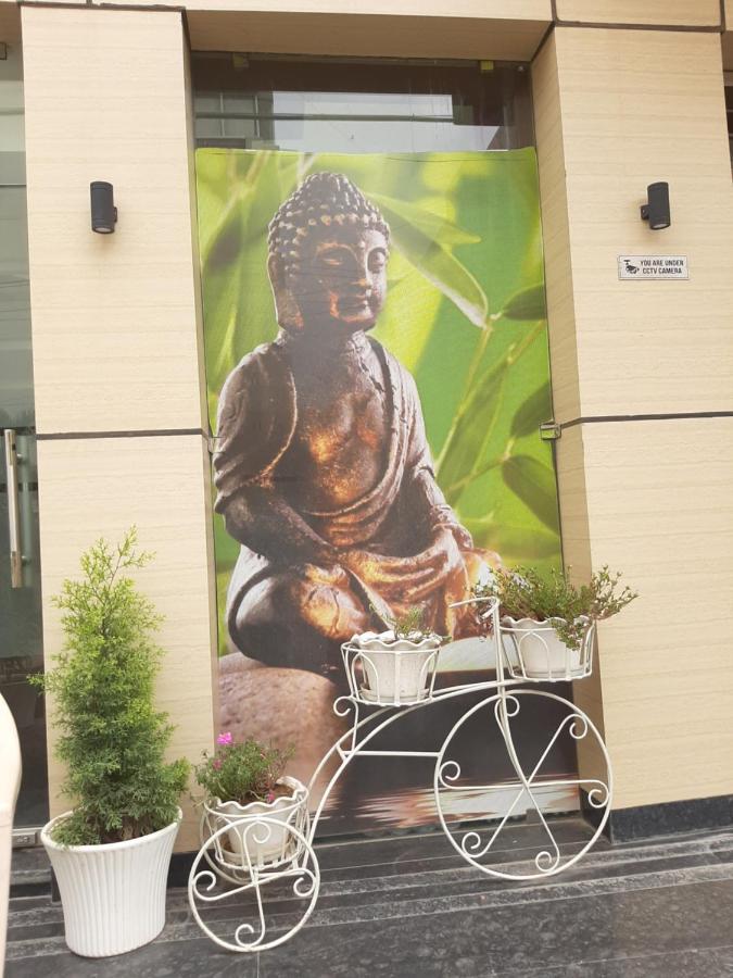 Hotel Hollywood Zirakpur Εξωτερικό φωτογραφία