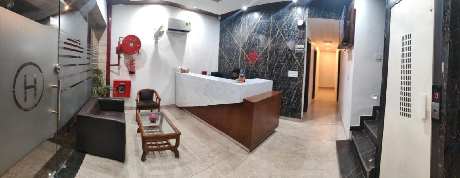 Hotel Hollywood Zirakpur Εξωτερικό φωτογραφία